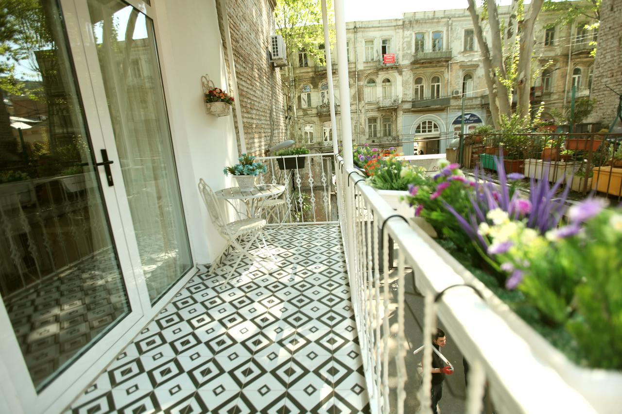 Diplomat Apartment Tbilisi Exterior foto